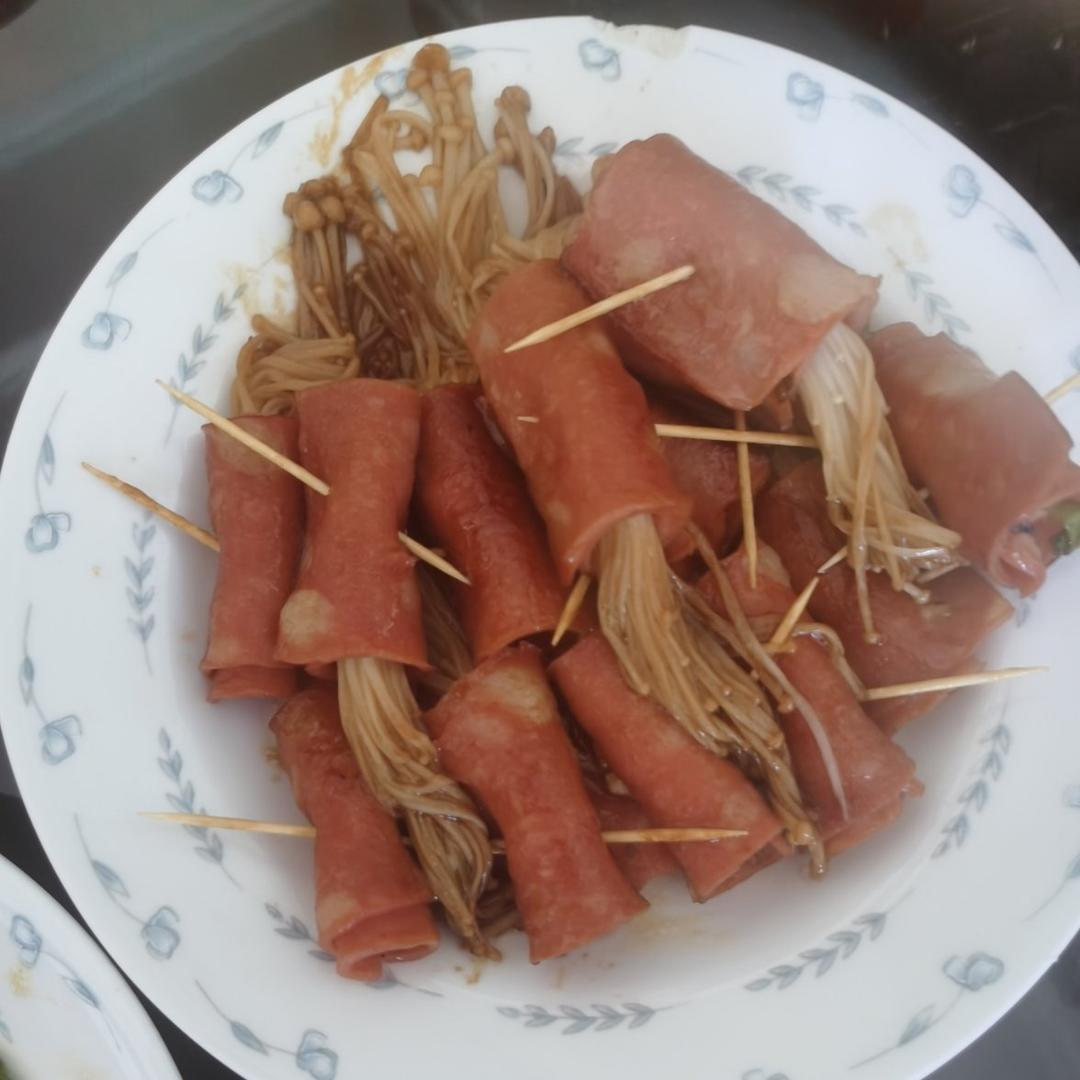 金针菇培根卷