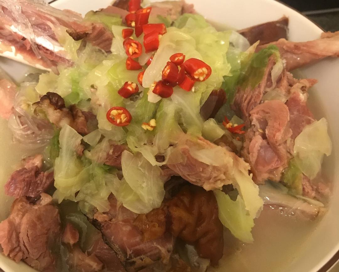 火鸡腿汤的做法