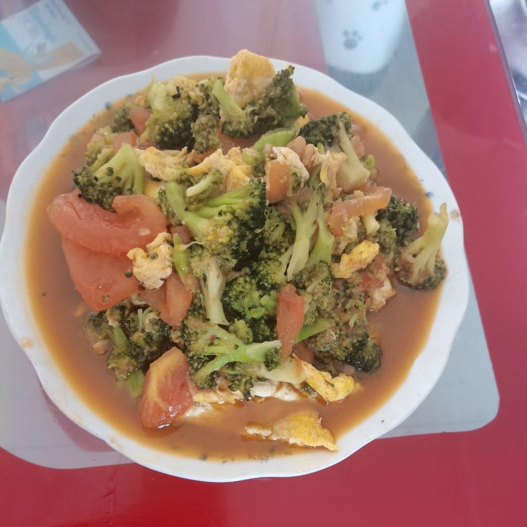 番茄家族减脂餐🍅番茄西兰花炒蛋130卡