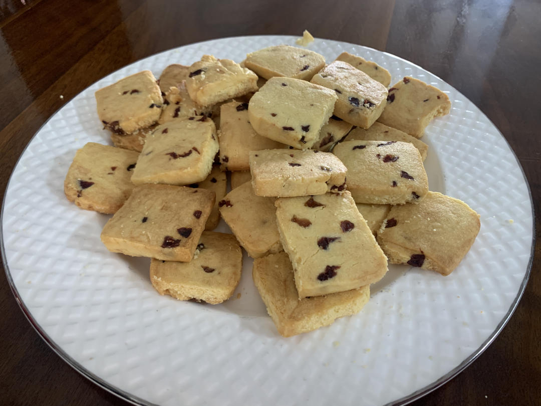 奶香浓郁酸甜酥脆的蔓越莓黄油曲奇
