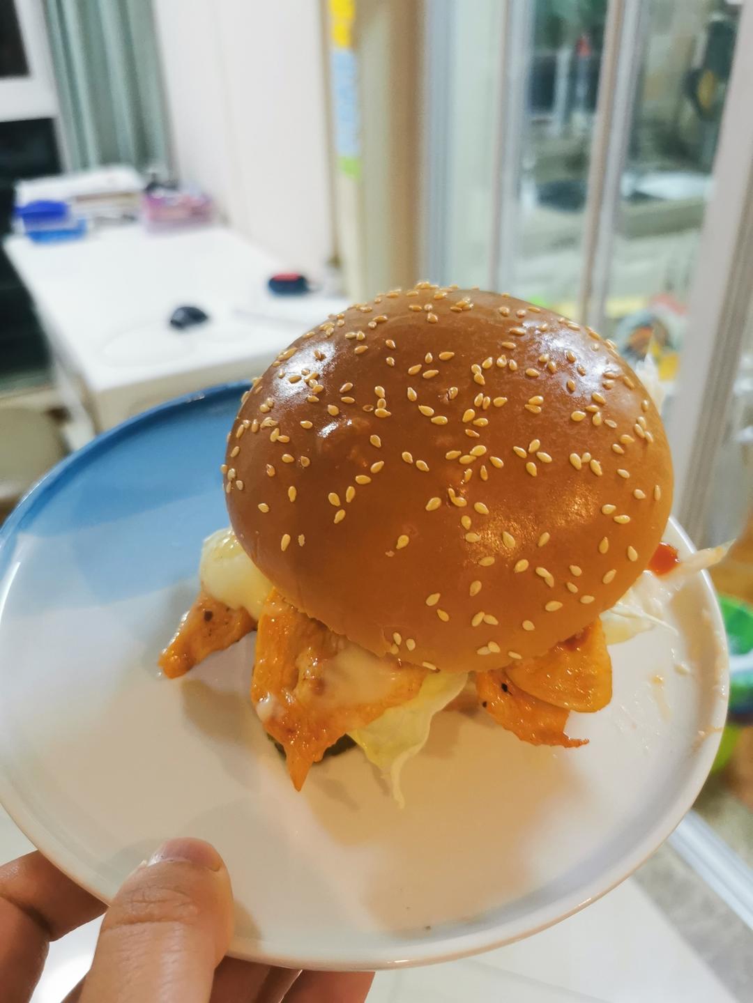 十块钱鸡胸肉自制奥尔良鸡肉芝士汉堡❤️一口气吃三个都不过瘾