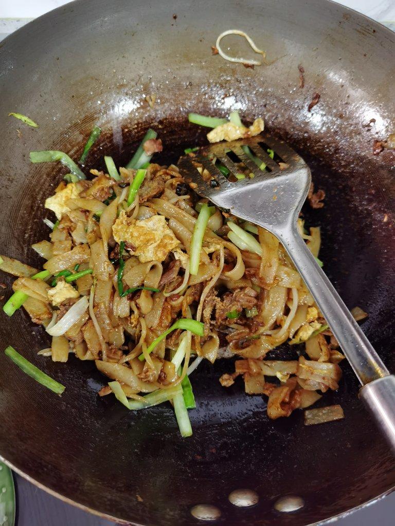 粤菜【干炒牛河】，广东人最爱的宵夜！