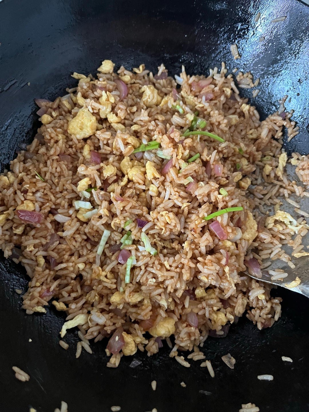 好吃到舔盘的酱油炒饭！