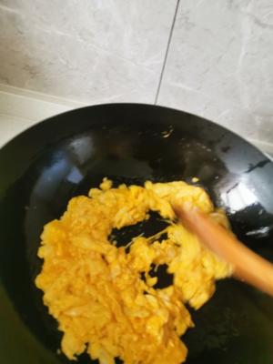 炸鸡蛋酱 青椒鸡蛋酱 拌面条 下饭菜的做法 步骤6