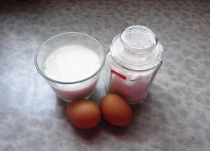 【牛奶炖蛋】的做法 步骤1
