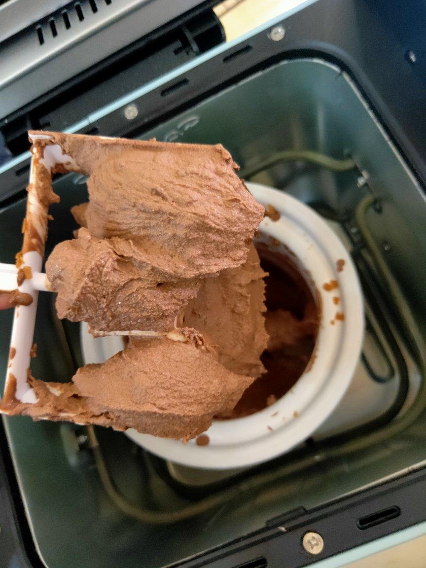 牛奶巧克力冰淇淋