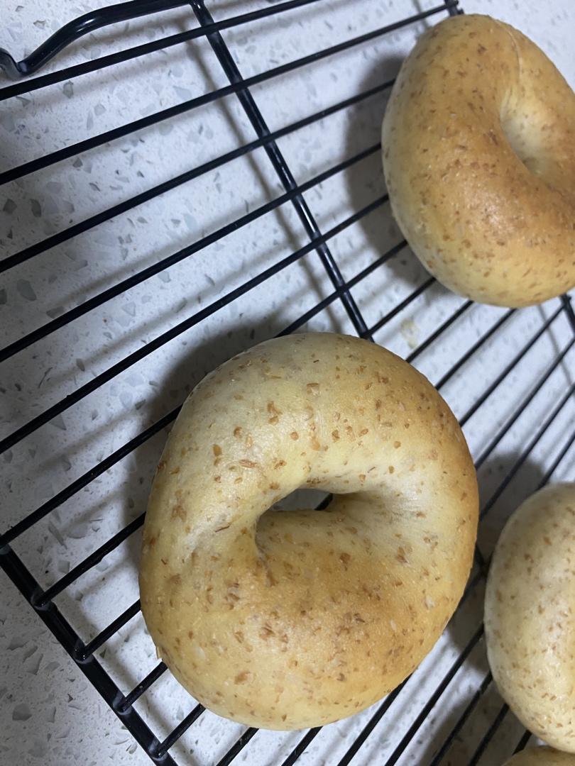 超详细的贝果出膜光滑大法（不开裂）