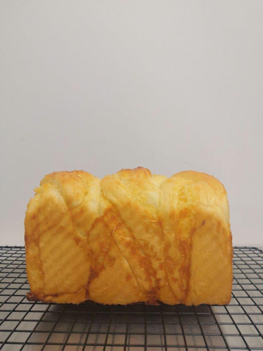 椰蓉满满吐司！幸福的味道。