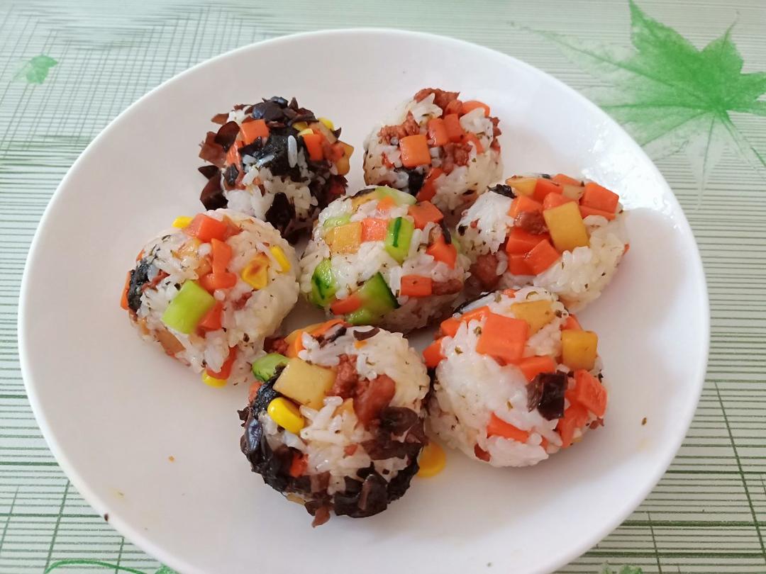 心情饭团