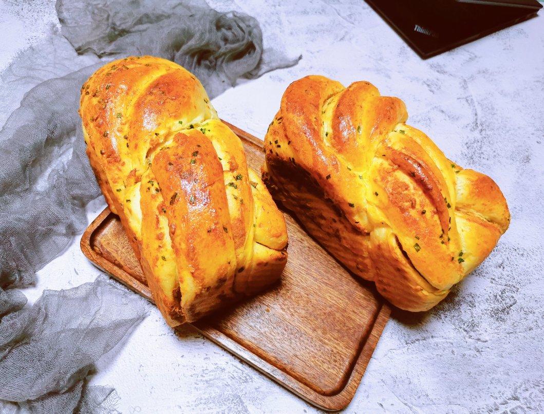 香葱肉松手撕吐司