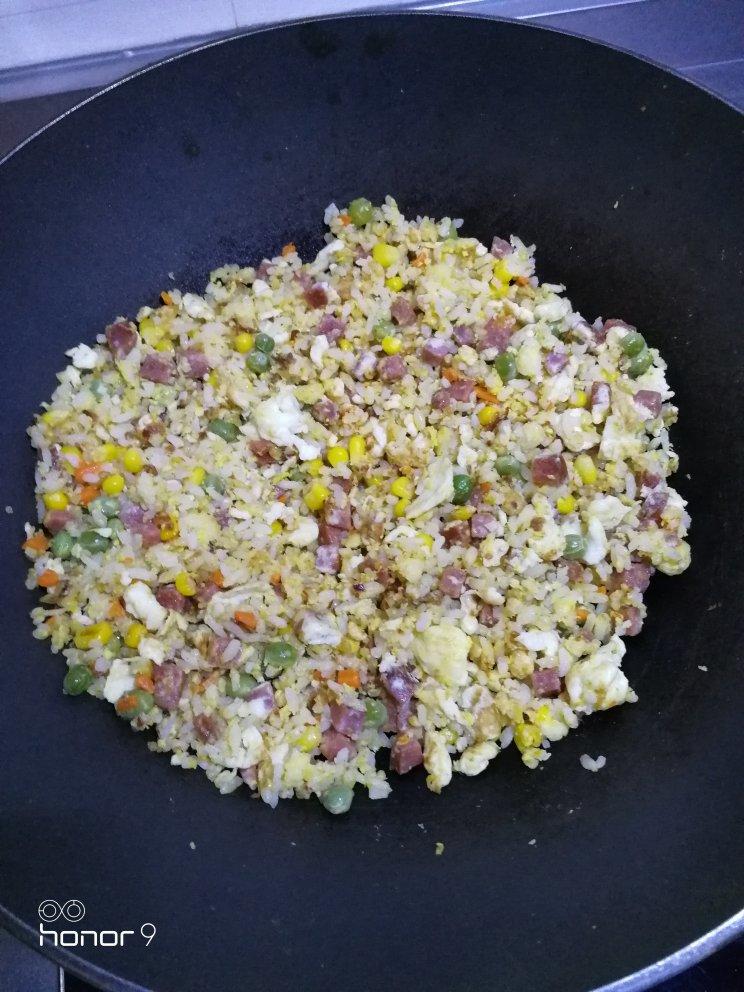 颗颗分明的蛋炒饭