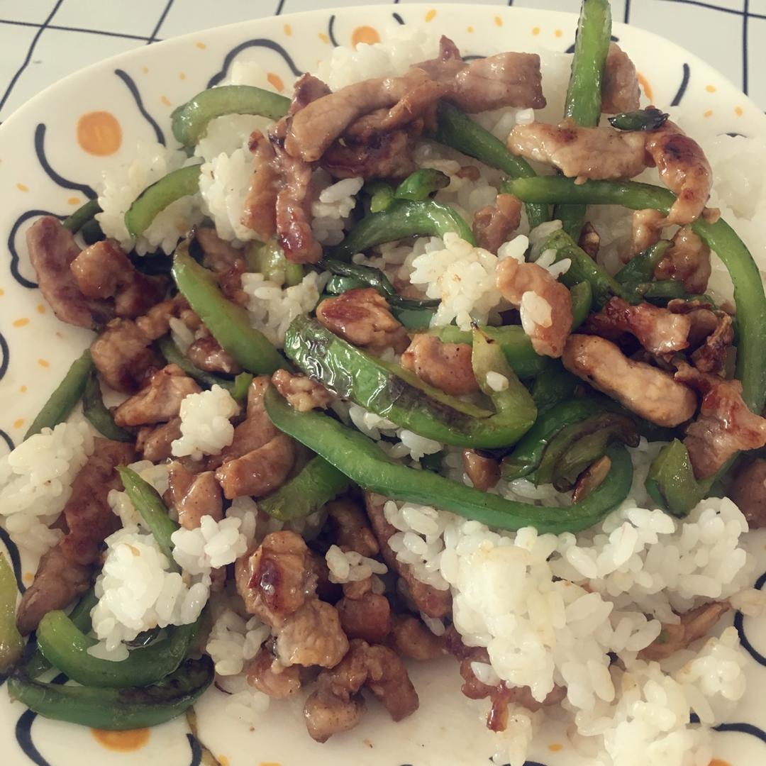 巨下饭的青椒炒肉丝