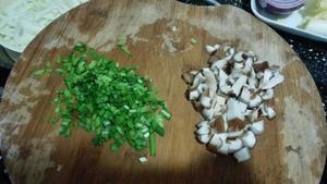 干烧香菇葫瓜的做法 步骤2