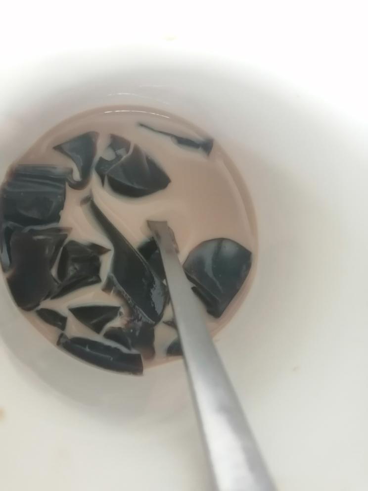 自煮仙草奶茶（立顿红茶版）