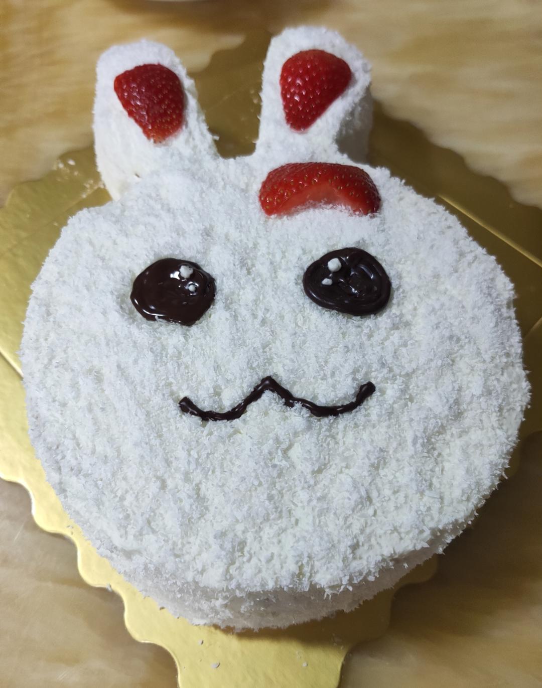 椰蓉小兔子奶油蛋糕