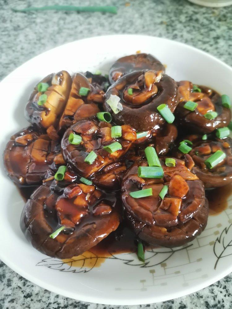 鲜嫩多汁，比鲍鱼还好吃红烧香菇