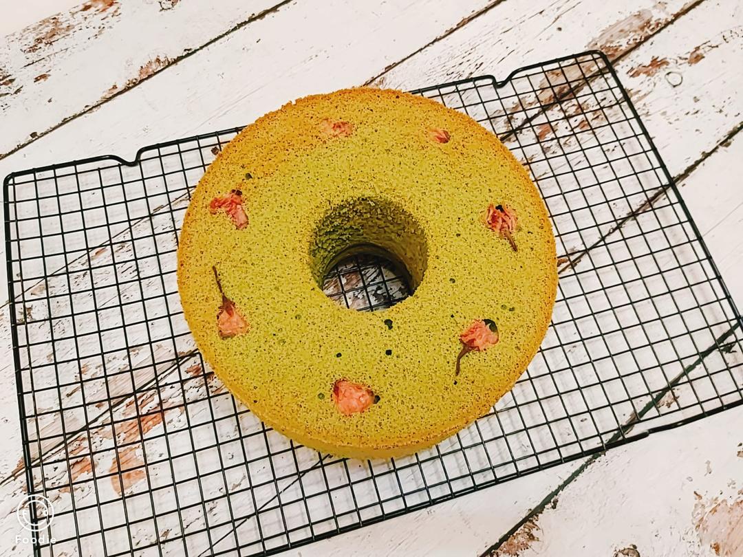 超高颜值的抹茶戚风蛋糕