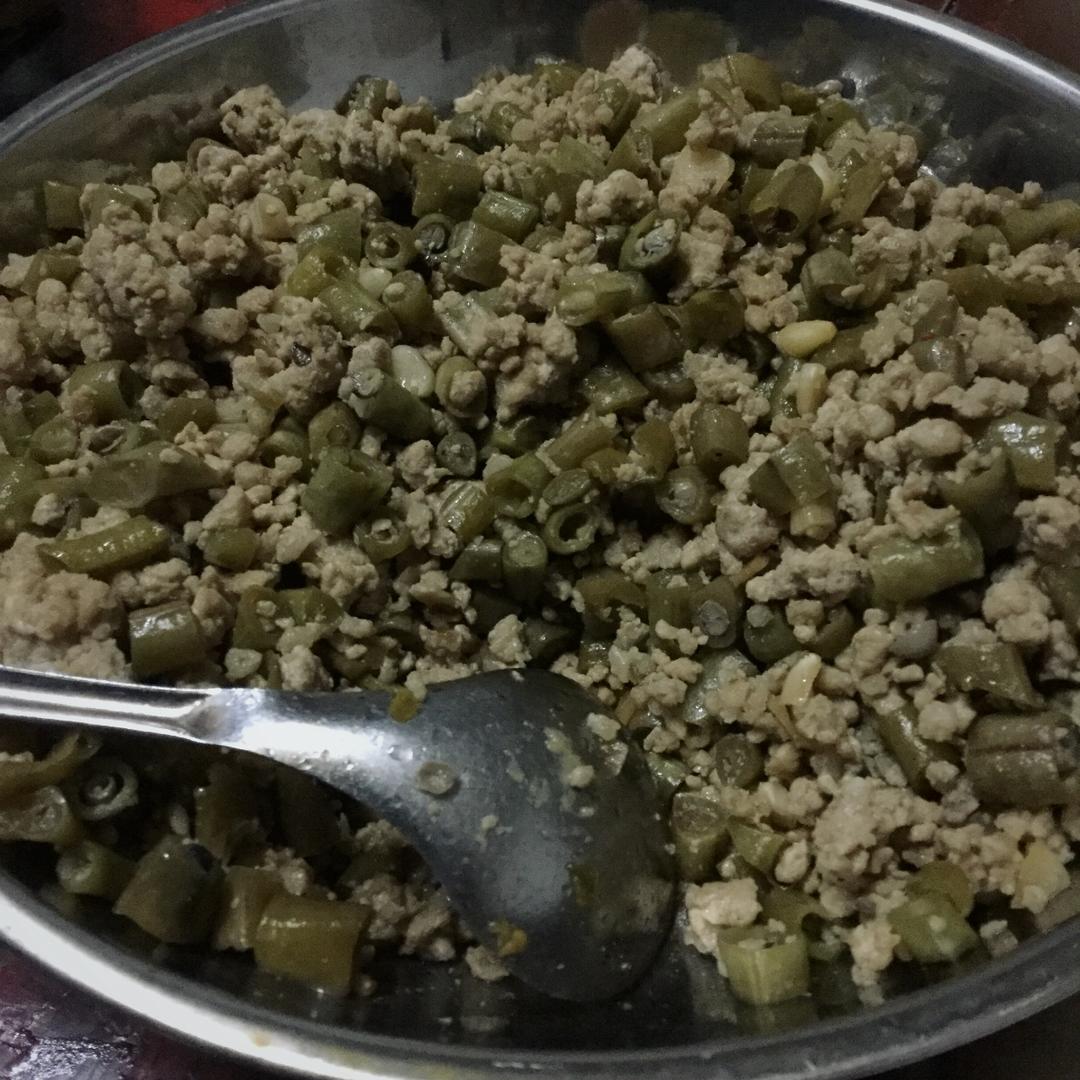 酸豆角炒肉末