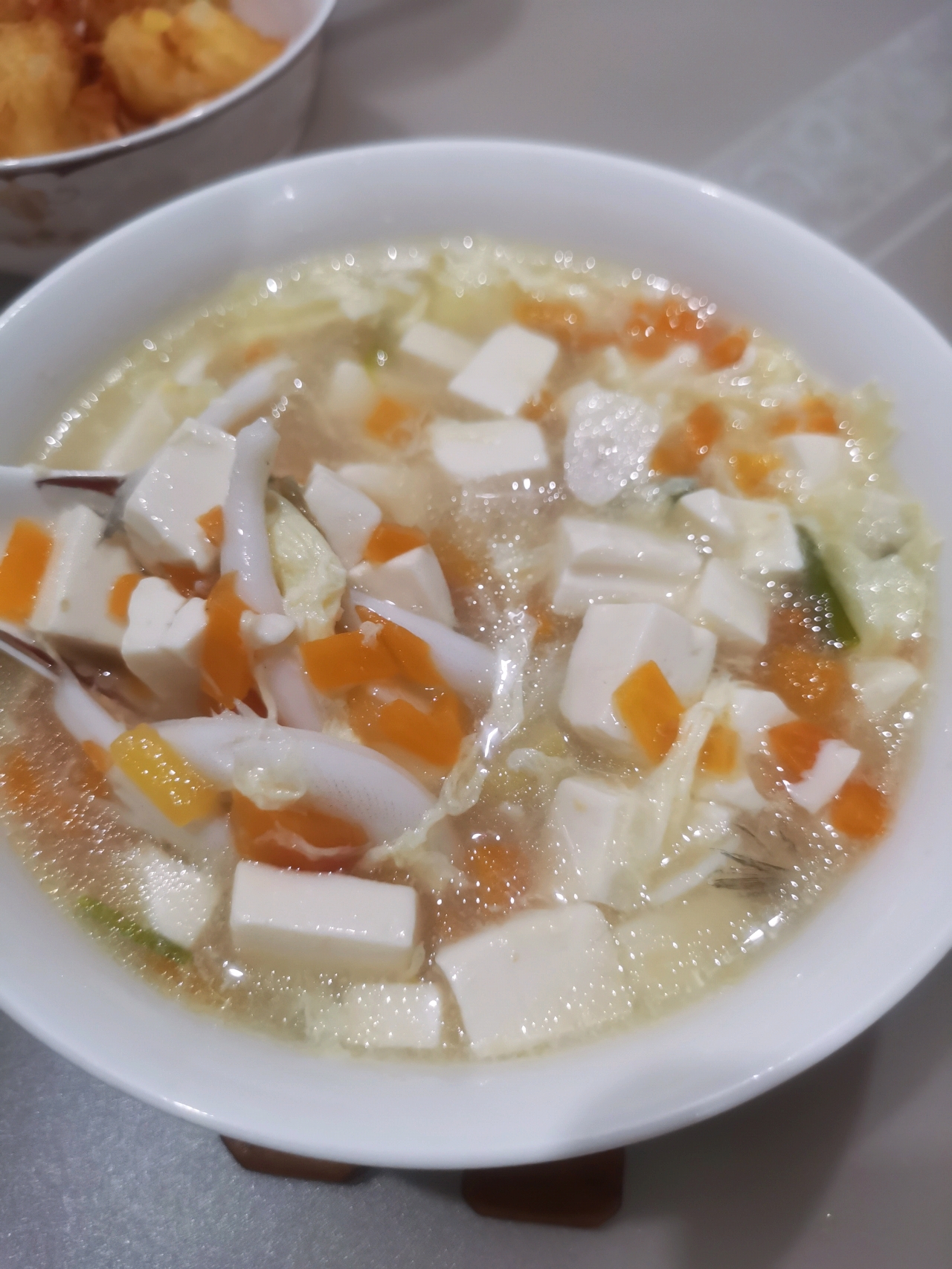 银鱼豆腐蛋汤