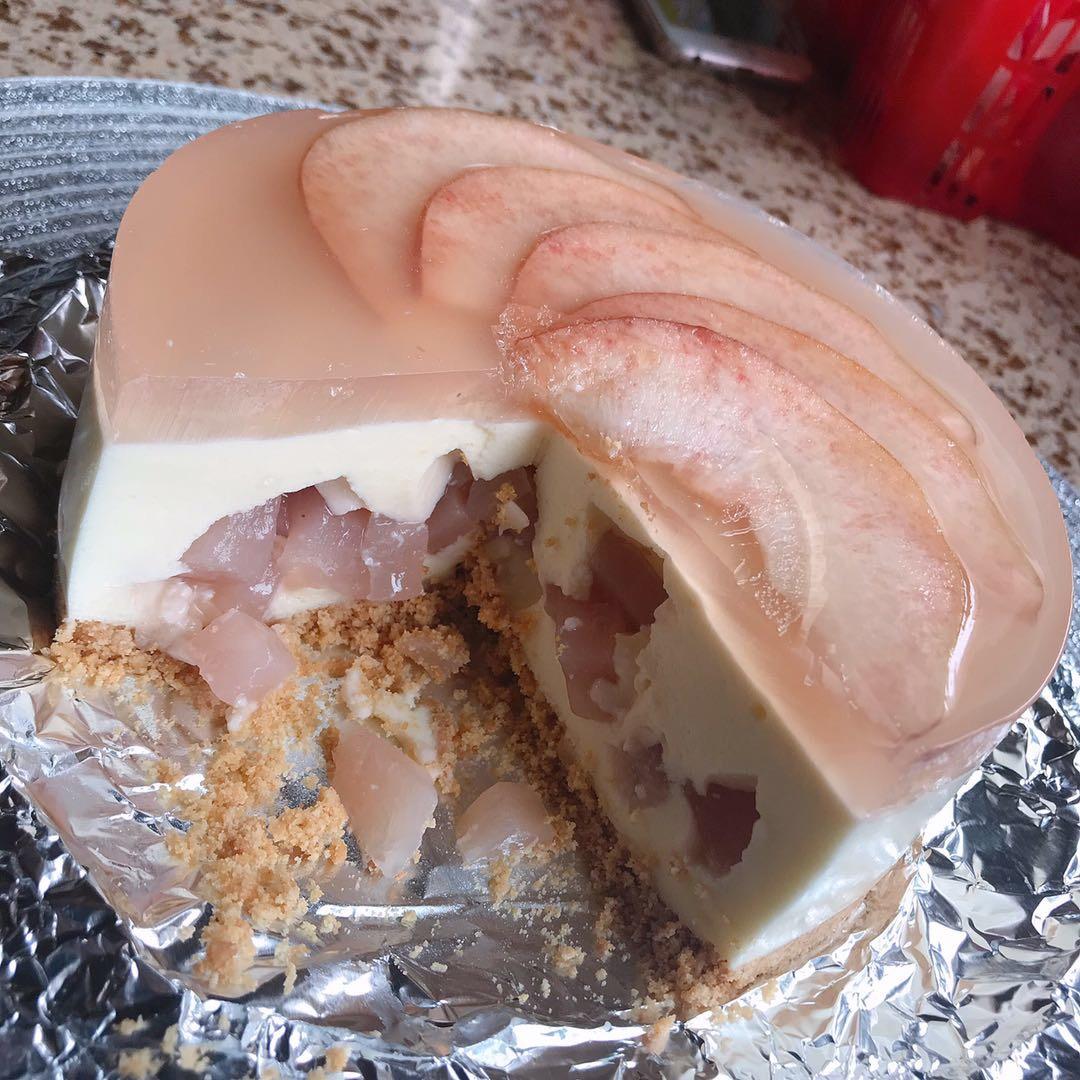 夏恬蜜桃乳酪慕斯蛋糕（6寸）