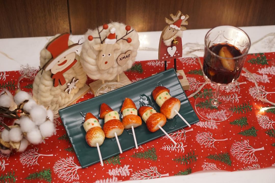 草莓香蕉圣诞老人