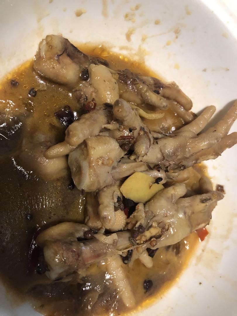 卤鸡脚