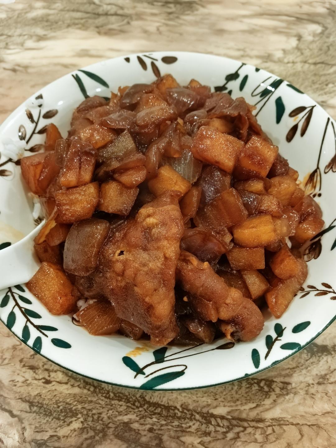 好吃到舔碗底的土豆肥牛拌饭