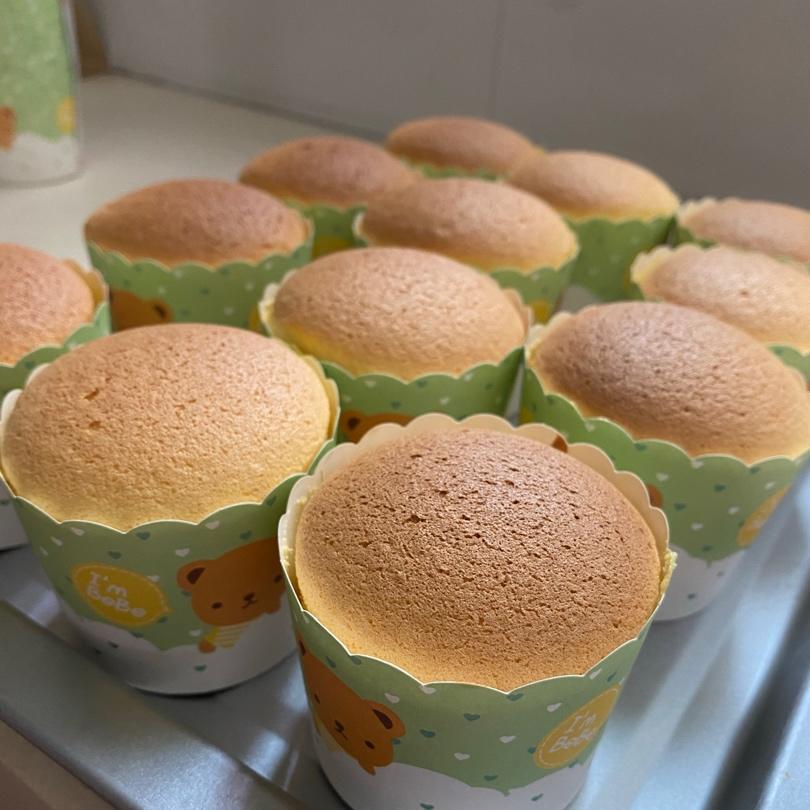 纸杯蛋糕 8寸戚风蛋糕的量