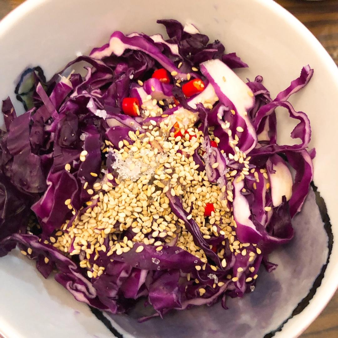 凉拌紫甘蓝