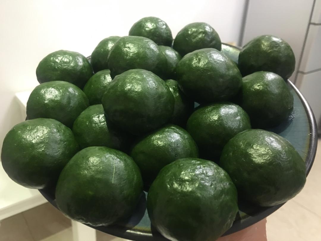 网红青团～～咸蛋黄肉松青团