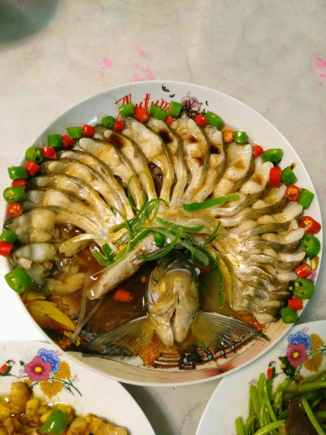 孔雀开屏-清蒸武昌鱼