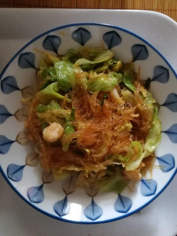包心菜炒红薯粉丝
