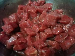 麻辣牙签牛肉的做法 步骤1