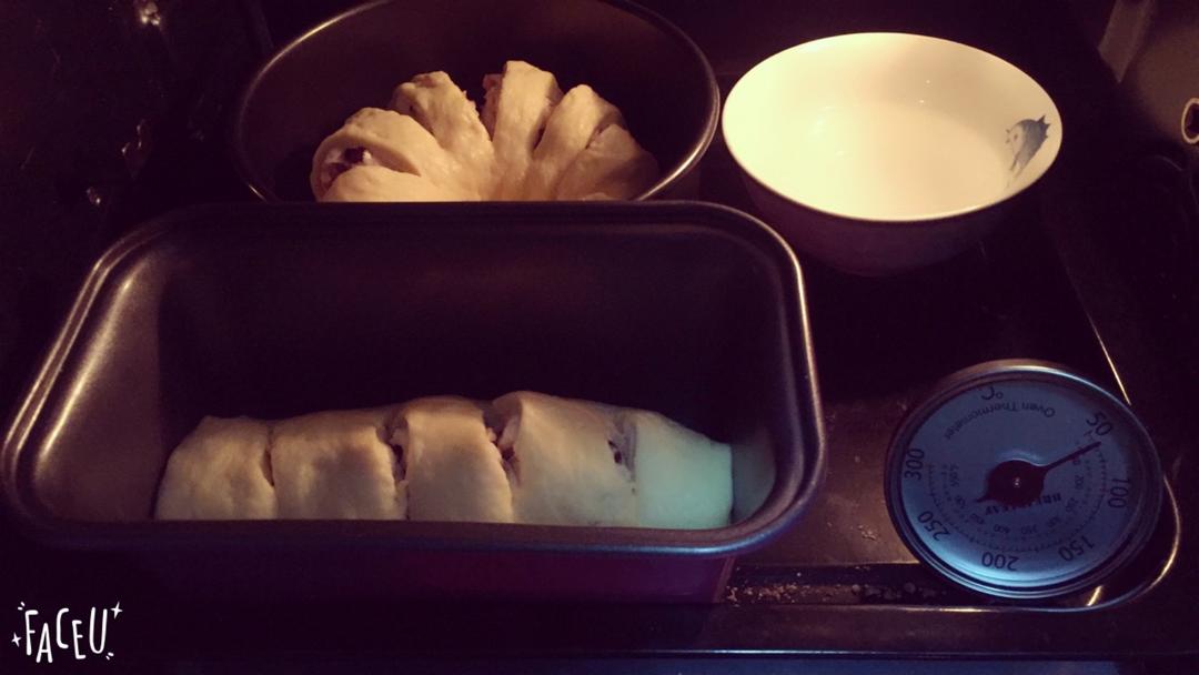 奶油乳酪核桃面包