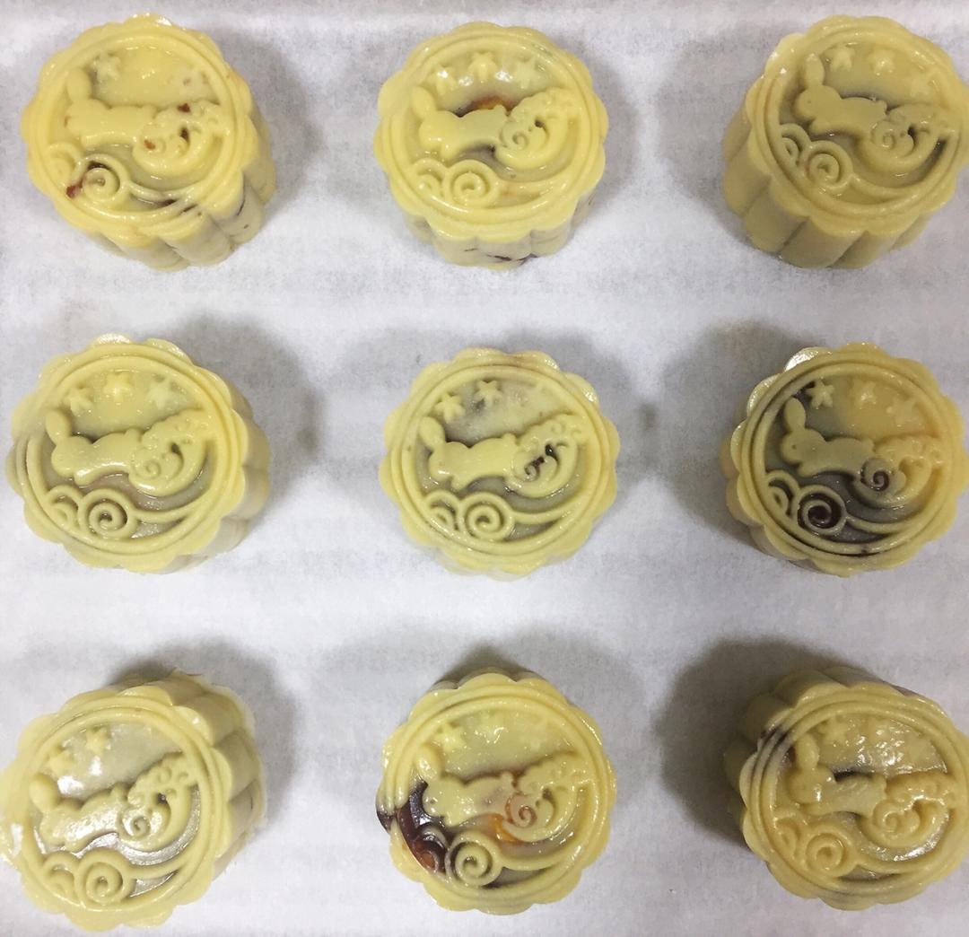 广式月饼——蛋黄莲蓉月饼