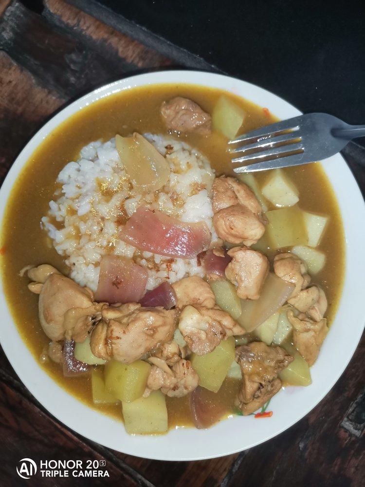 咖喱土豆鸡块