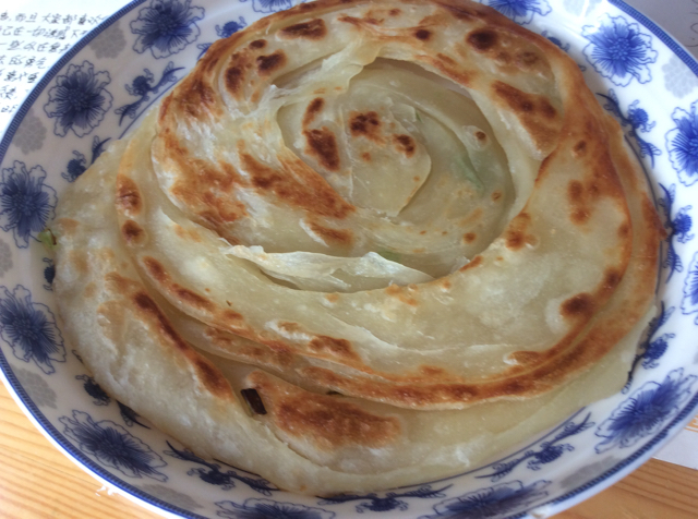 手抓饼/葱抓饼 Taiwan Style Pancakes