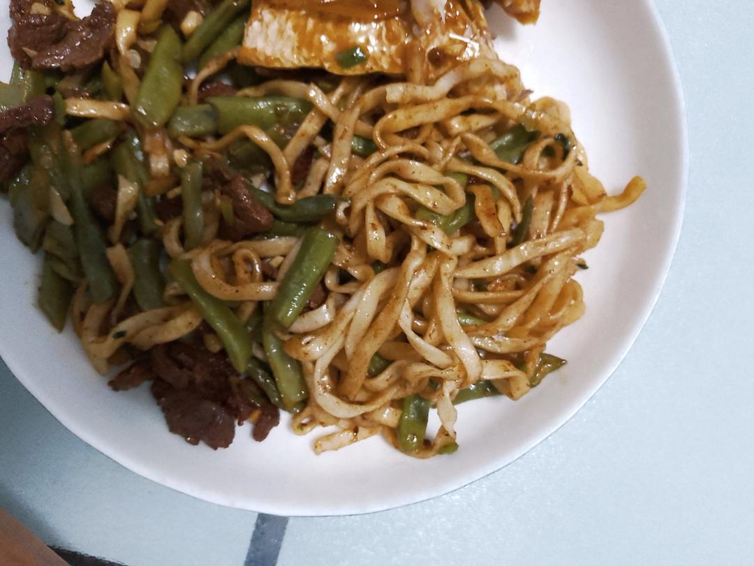 豆角焖面