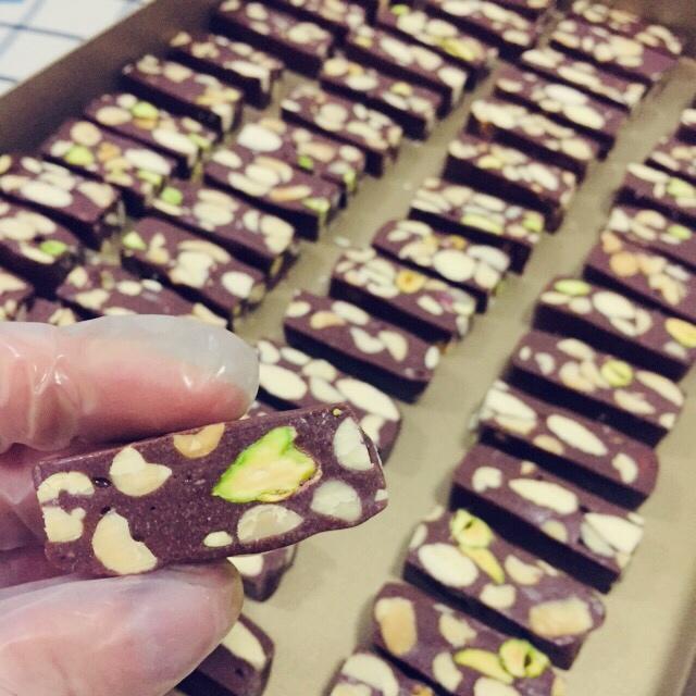 超详细TIPS—自制超美味牛轧糖（熬糖版），秒杀棉花糖版