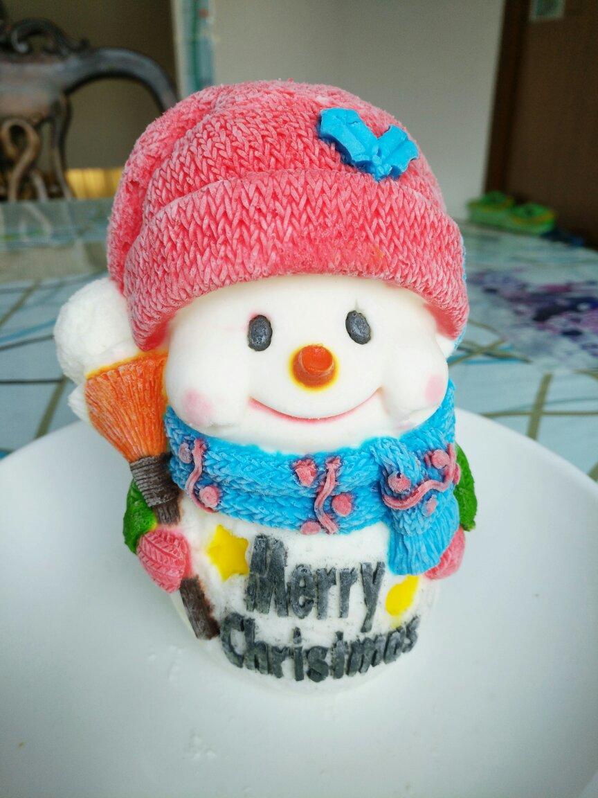 雨夜的风做的立体蛋糕立体慕斯冰激凌蛋糕圣诞雪人
