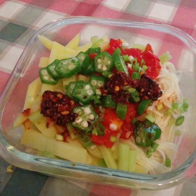 秋葵拌面