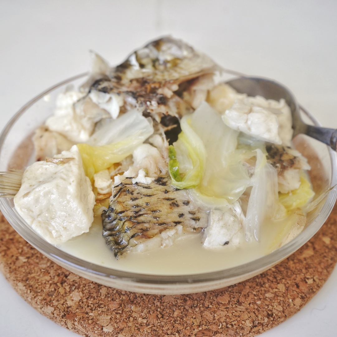 鱼头豆腐煲