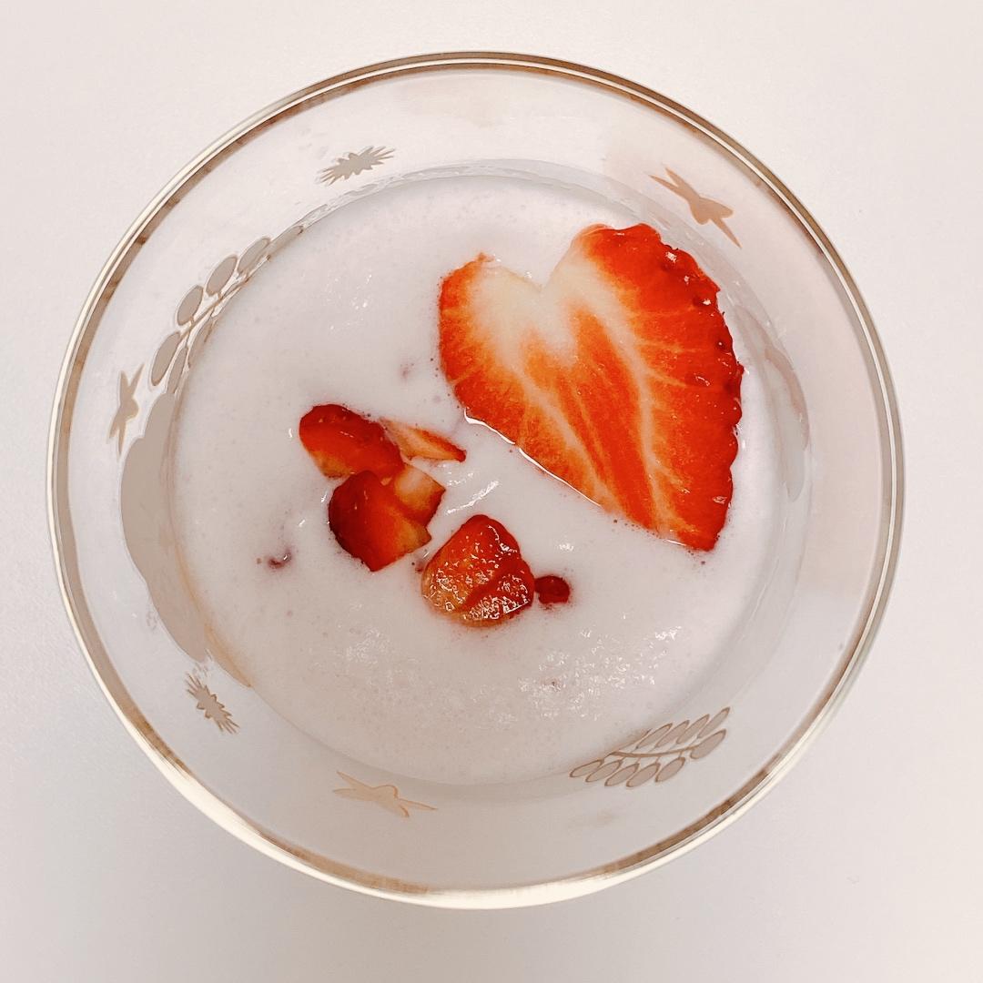 草莓真果粒（草莓牛奶）