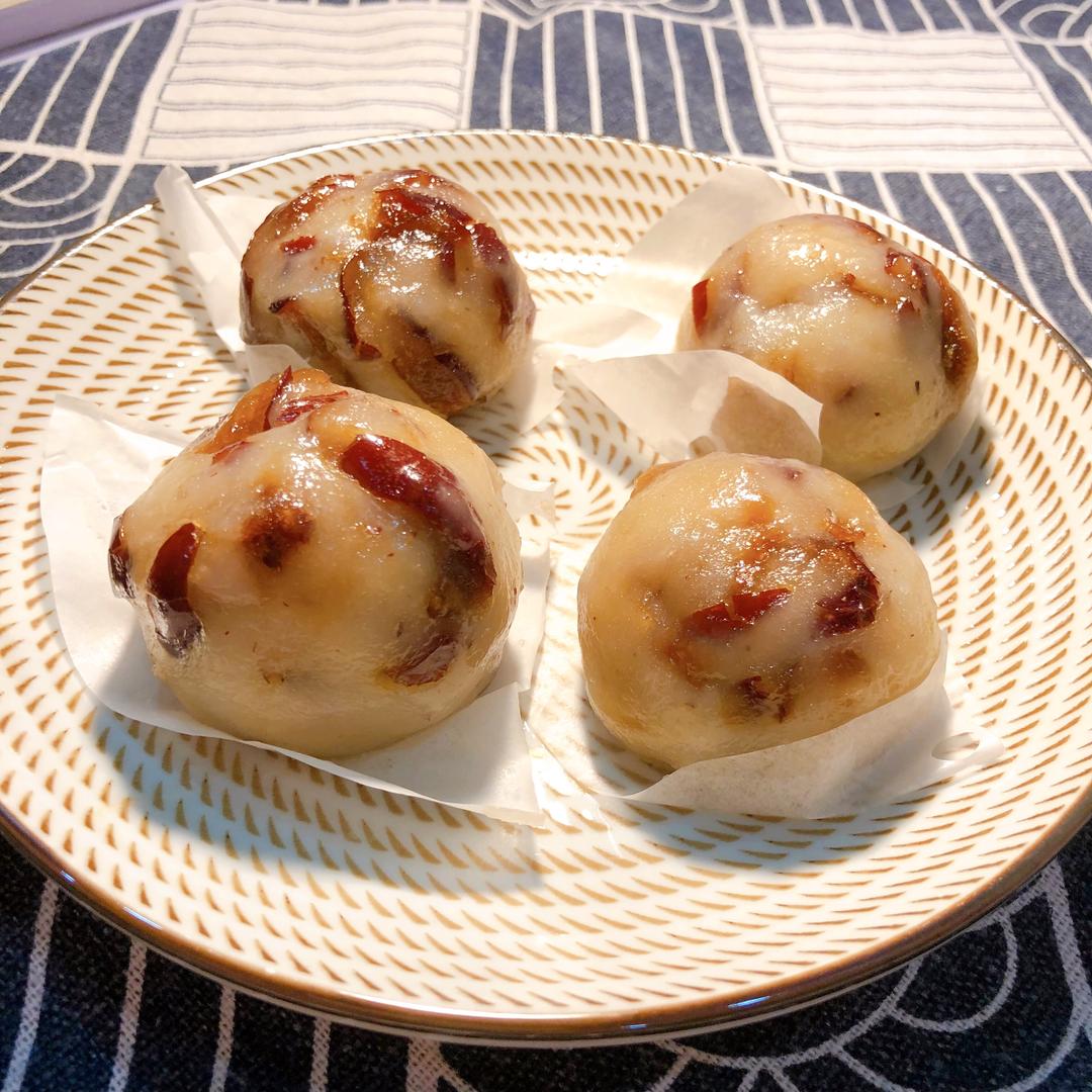 红枣糯米团子