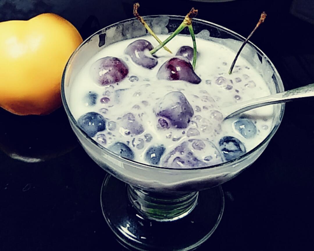 淡椰浆西米紫薯芋圆水果捞（附芋圆做法）的做法