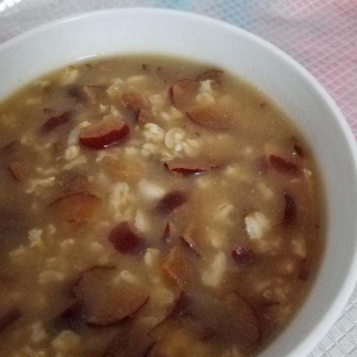 牛奶红枣燕麦粥（懒人早餐）
