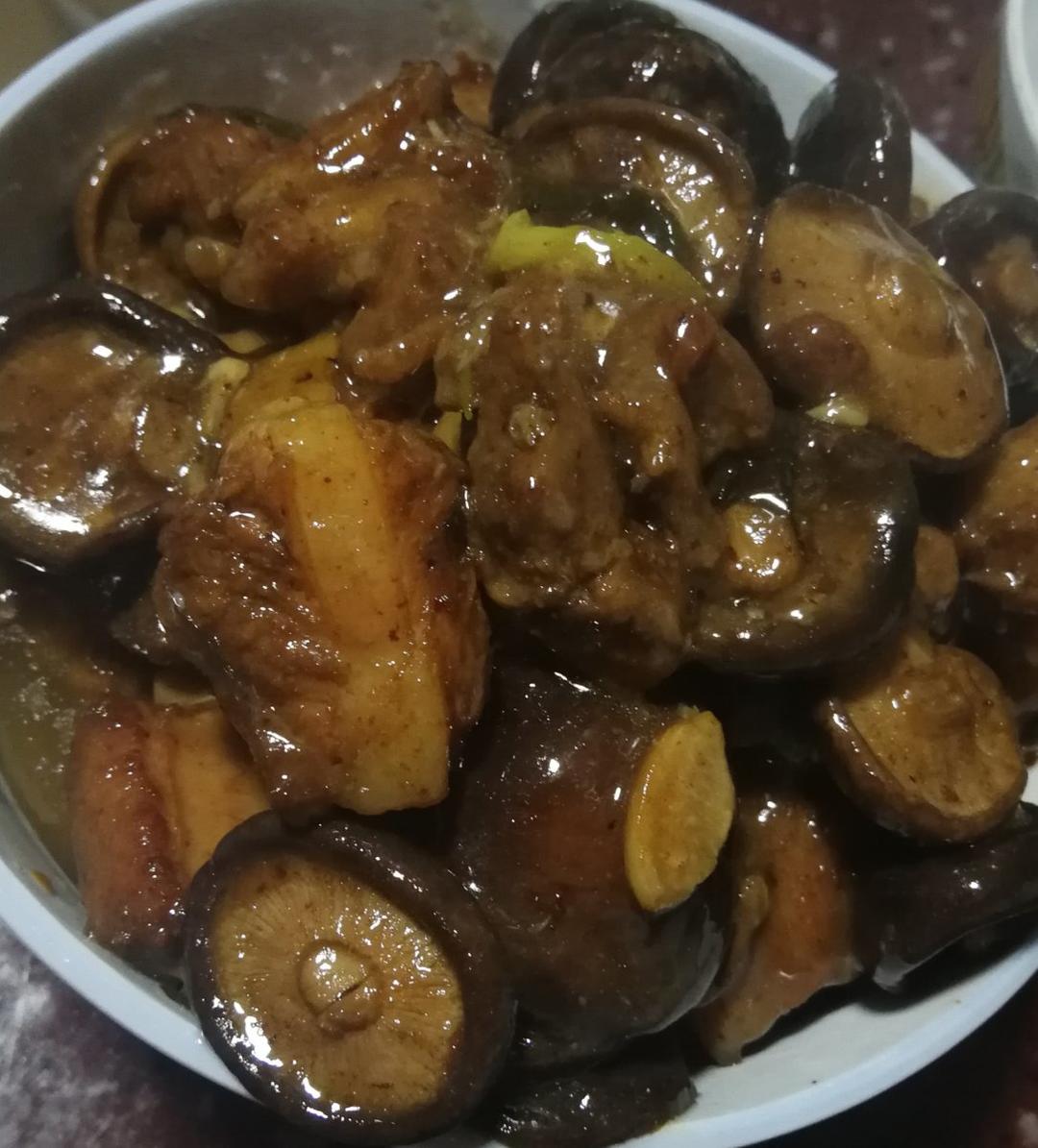 香菇烧鸡