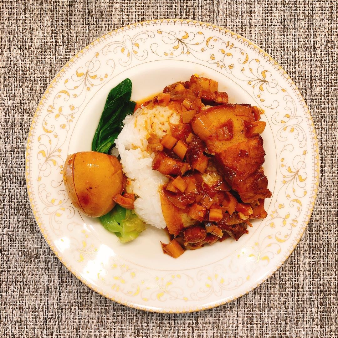 冬笋香菇卤肉饭（一碗饭俘获老公的胃）