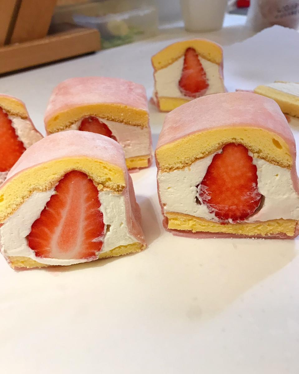 草莓白玉卷【曼食慢语】