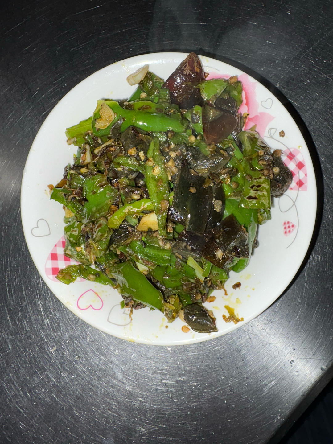 超级下饭的青椒炒皮蛋